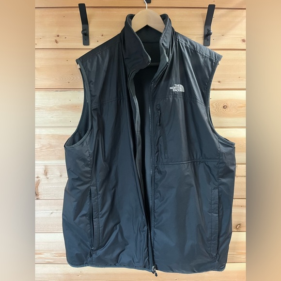 The North Face Men’s Reversible Vest Black / GraySize XL - Picture 1 of 9